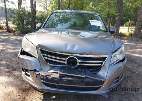 2010 Volkswagen Tiguan S из США, поврежденный, VIN WVGAV7AX5AW512292